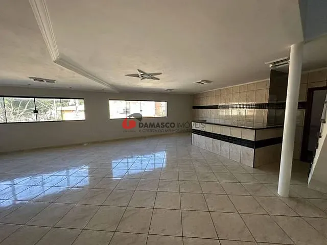 Sobrado 3 quartos e 3 banheiros, à venda, no bairro Vila Tibiriçá em Santo André