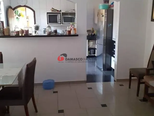 Sobrado com 165m² 3 quartos e 1 banheiro, à venda, no bairro Nova Gerti em São Caetano do Sul