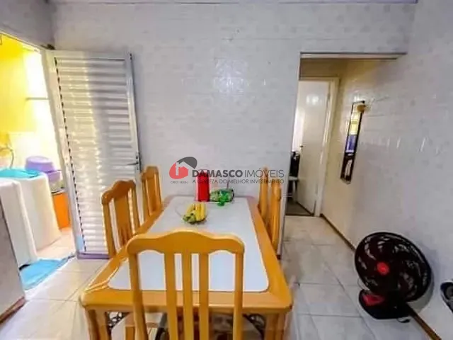 Sobrado com 125m² 2 quartos e 1 banheiro, à venda, no bairro Parque São Lucas em São Paulo