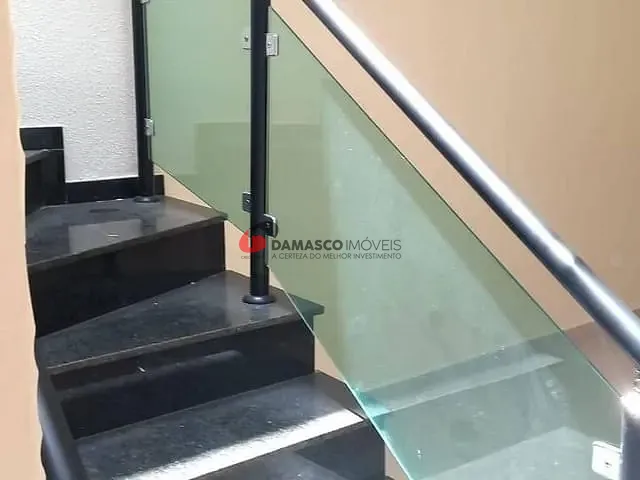 Sobrado 3 quartos e 3 banheiros, à venda, no bairro Parque da Vila Prudente em São Paulo