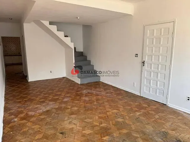 Sobrado 3 quartos e 2 banheiros, para alugar, no bairro Santa Maria em São Caetano do Sul