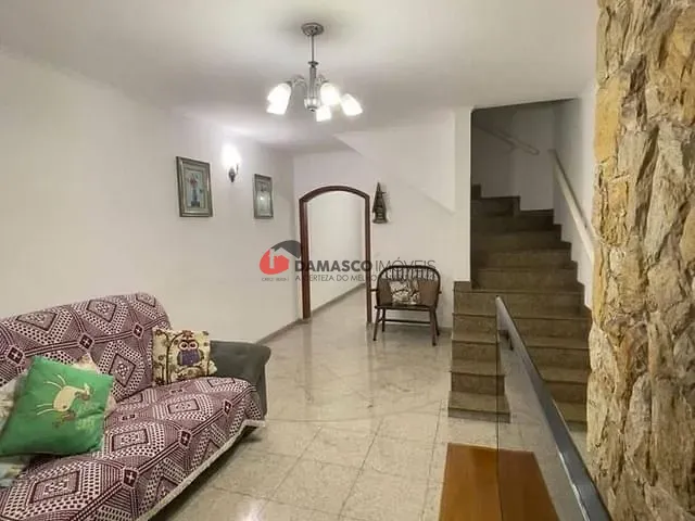 Sobrado com 125m² 3 quartos e 2 banheiros, à venda, no bairro Santa Maria em Santo André