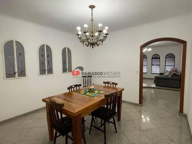 Sobrado com 125m² 3 quartos e 2 banheiros, à venda, no bairro Santa Maria em Santo André
