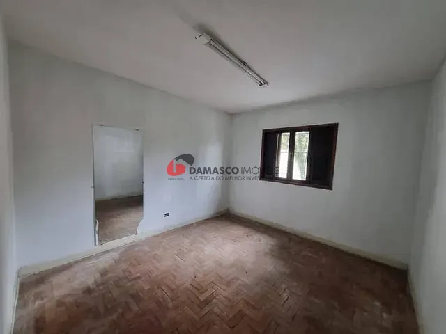 Sobrado com 608m² 2 quartos e 1 banheiro, à venda, no bairro Santa Paula em São Caetano do Sul