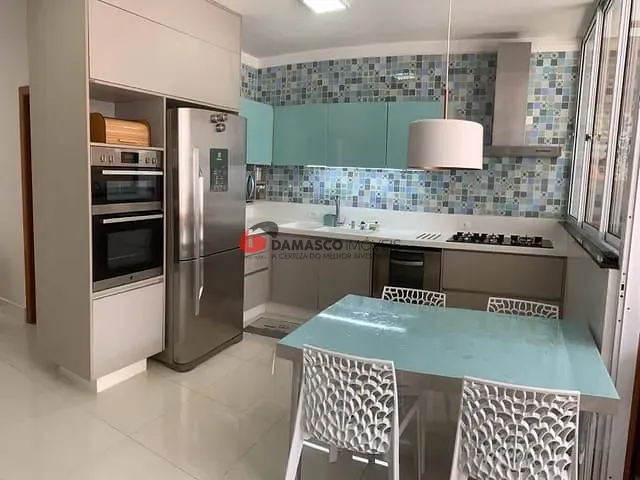 Sobrado 3 quartos e 5 banheiros, à venda, no bairro Santa Maria em São Caetano do Sul