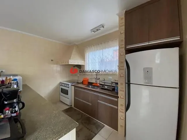 Sobrado com 335m² 4 quartos e 3 banheiros, à venda, no bairro Cerâmica em São Caetano do Sul