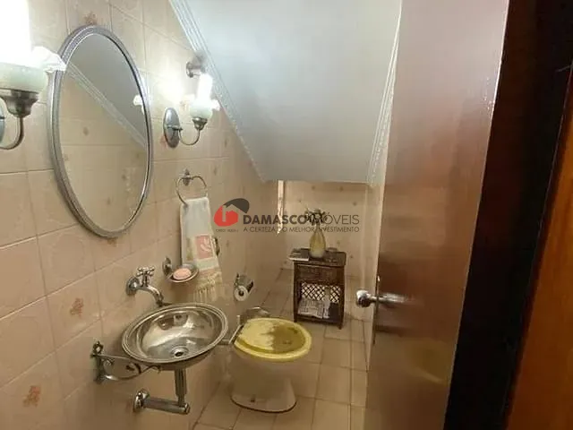 Sobrado com 335m² 4 quartos e 3 banheiros, à venda, no bairro Cerâmica em São Caetano do Sul