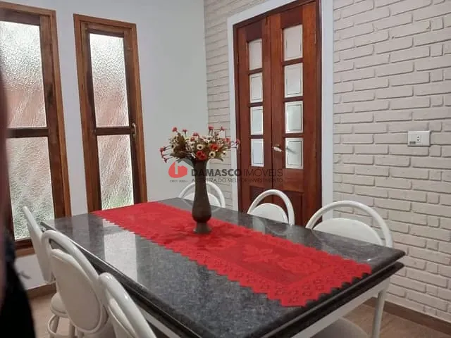 Sobrado 4 quartos e 4 banheiros, à venda, no bairro Vila Homero Thon em Santo André