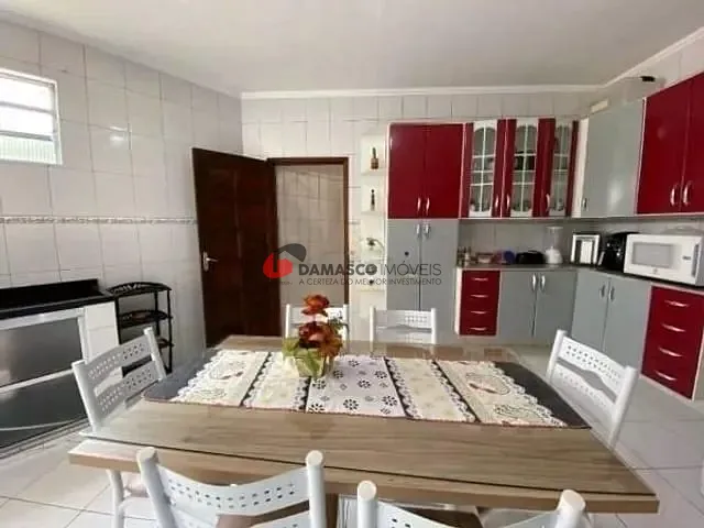 Sobrado com 167m² 3 quartos e 1 banheiro, à venda, no bairro Mauá em São Caetano do Sul