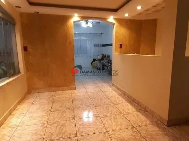 Sobrado com 203m² 3 quartos e 1 banheiro, à venda, no bairro Santa Maria em São Caetano do Sul
