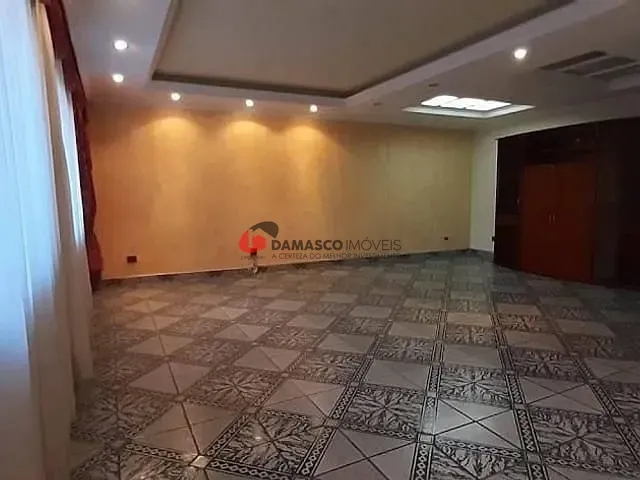 Sobrado com 203m² 3 quartos e 1 banheiro, à venda, no bairro Santa Maria em São Caetano do Sul