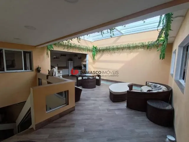 Sobrado com 250m² 2 quartos e 2 banheiros, à venda, no bairro Fundação em São Caetano do Sul