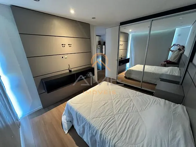 Studio 1 quarto e 1 banheiro, à venda, no bairro Centro em Pelotas