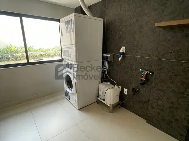 Studio 1 quarto e 1 banheiro, para alugar, no bairro Jardim Amália em Volta Redonda