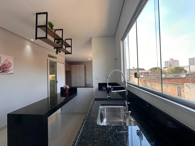 Studio 1 quarto e 1 banheiro, para alugar, no bairro Santa Terezinha em Belo Horizonte