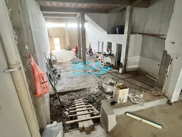 Ponto com 140m², para alugar, no bairro Centro em Pouso Alegre