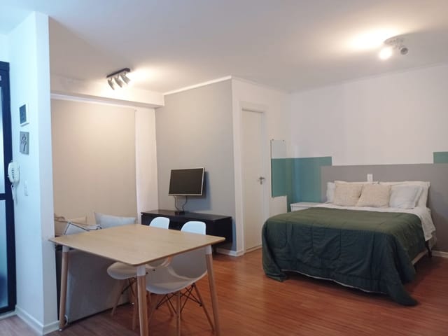 Studio 1 quarto e 1 banheiro, à venda, no bairro Cidade Monções em São Paulo
