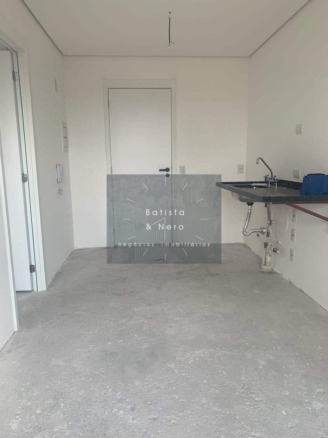Apartamento à venda com 1 quarto, 29m² - Foto 2
