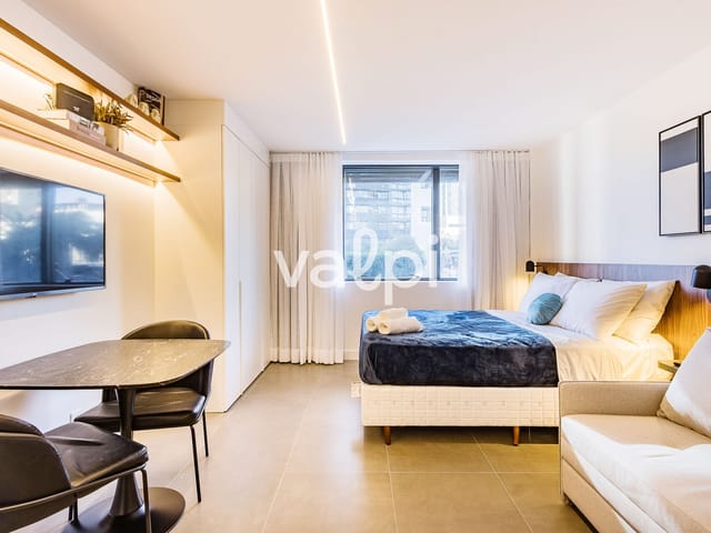 Studio com 43m² 1 quarto e 1 banheiro, à venda ou para alugar, no bairro Três Figueiras em Porto Alegre