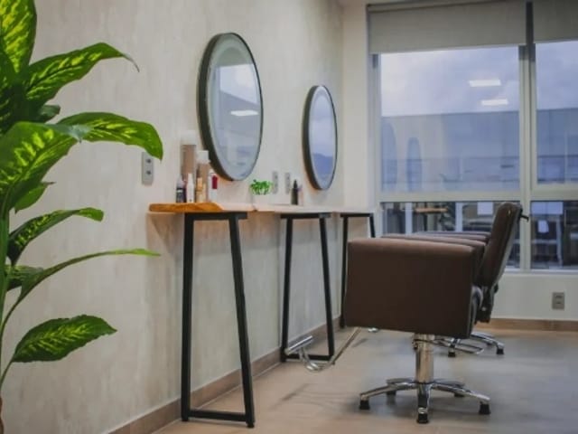 Sala à venda, no bairro Jacarepaguá em Rio de Janeiro