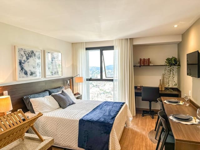 Studio 1 quarto e 1 banheiro, à venda, no bairro Cascatinha em Juiz de Fora