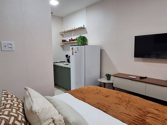 Foto do Studio - ALUGO STUDIO MOBILIADO, EM CONDOMÍNIO FECHADO, NO CORAÇÃO DE AMARALINA: CONFORTO, SEGURANÇA E PRATICIDADE PARA VIVER O MELHOR DE SALVADOR! | Santa Rosas Imóveis