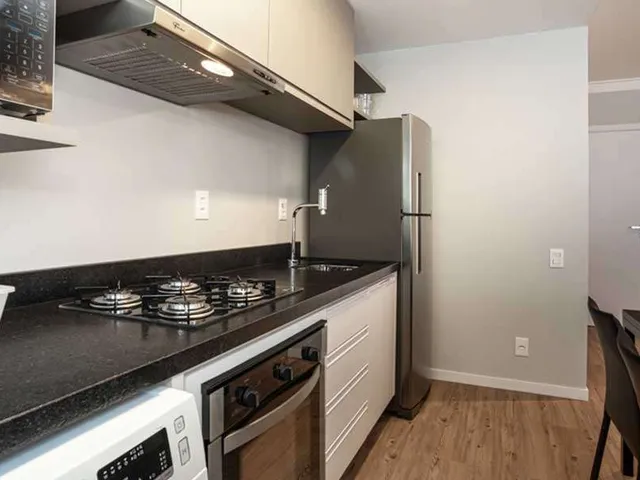 Studio 1 quarto e 1 banheiro, para alugar, no bairro Campinas em São José
