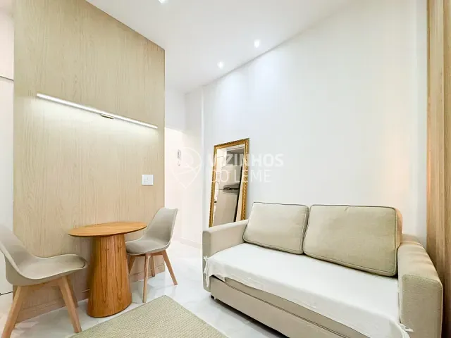 Studio 1 quarto e 1 banheiro, à venda, no bairro Leme em Rio de Janeiro