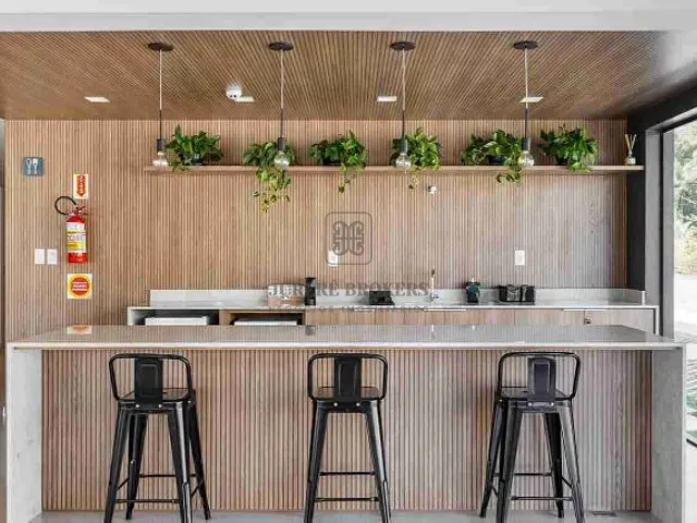 Studio 1 quarto e 1 banheiro, à venda, no bairro Cachoeira do Bom Jesus em Florianópolis
