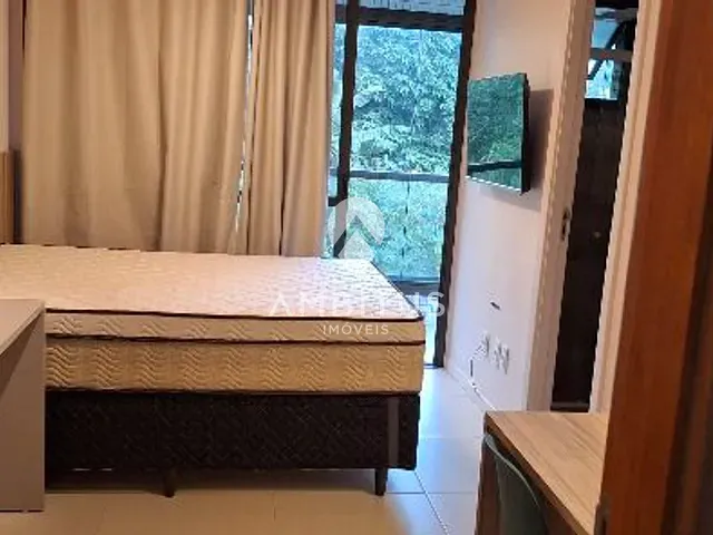 Studio 1 quarto e 1 banheiro, para alugar, no bairro Caminho das Árvores em Salvador