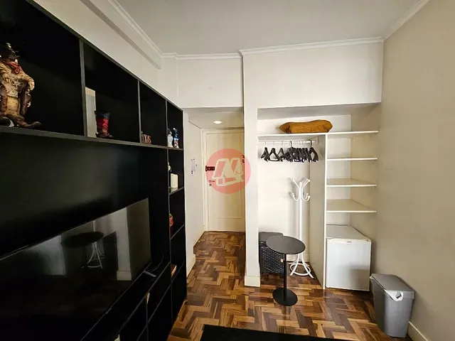 Studio com 31m² 1 quarto e 1 banheiro, à venda, no bairro Centro Histórico em Porto Alegre