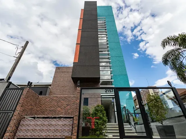 Studio com 31m², para alugar, no bairro Água Verde em Curitiba