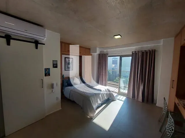 Studio 1 quarto e 1 banheiro, para alugar, no bairro Cerqueira César em São Paulo