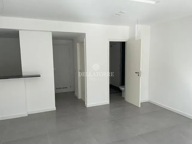 Studio 1 quarto e 1 banheiro, à venda, no bairro Alto em Teresópolis