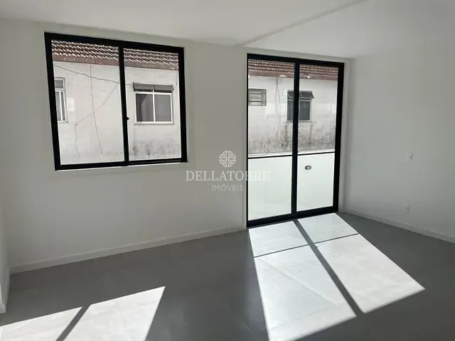 Studio 1 quarto e 1 banheiro, à venda, no bairro Alto em Teresópolis