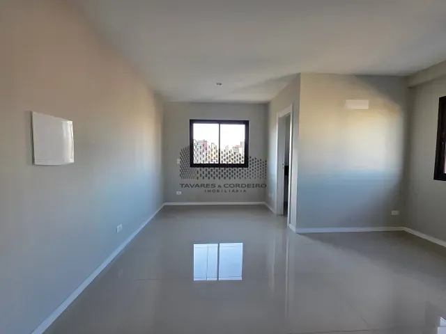 Studio com 53m² 1 quarto e 1 banheiro, à venda, no bairro Centro em Curitiba
