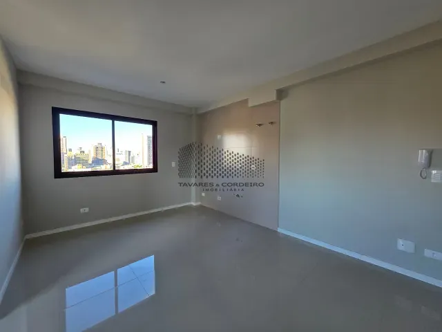 Studio com 53m² 1 quarto e 1 banheiro, à venda, no bairro Centro em Curitiba
