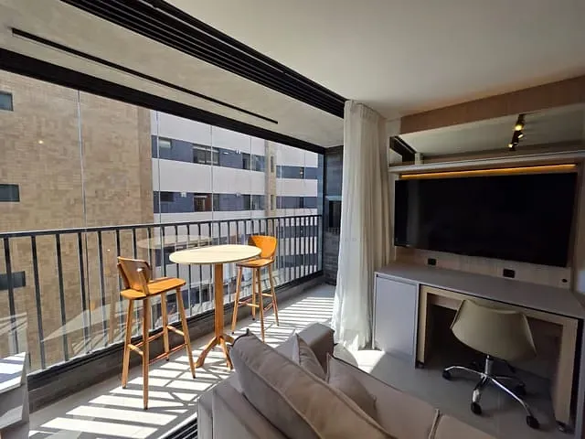 Studio 1 quarto e 1 banheiro, para alugar, no bairro Batel em Curitiba