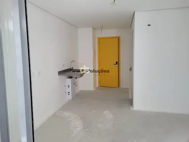 Studio 1 quarto e 1 banheiro, à venda, no bairro Sumarezinho em São Paulo