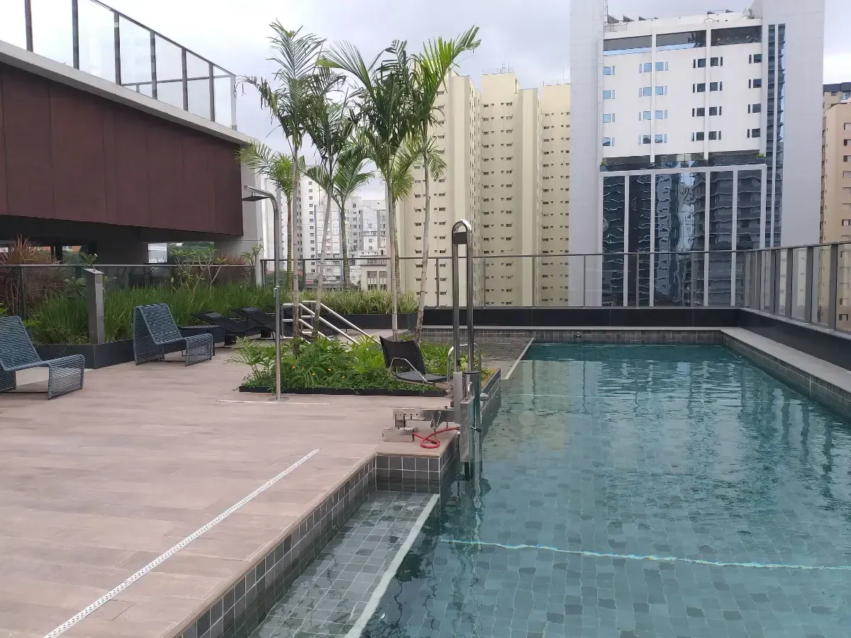 Apartamento à venda com 1 quarto, 27m² - Foto 2