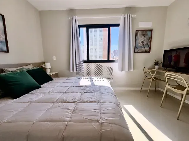 Studio 1 quarto e 1 banheiro, para alugar, no bairro Centro em Curitiba