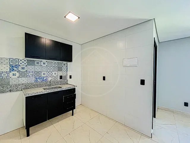 Studio 1 quarto e 1 banheiro, para alugar, no bairro Socorro em São Paulo