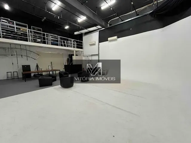 Prédio com 737m², à venda, no bairro Consolação em Vitória