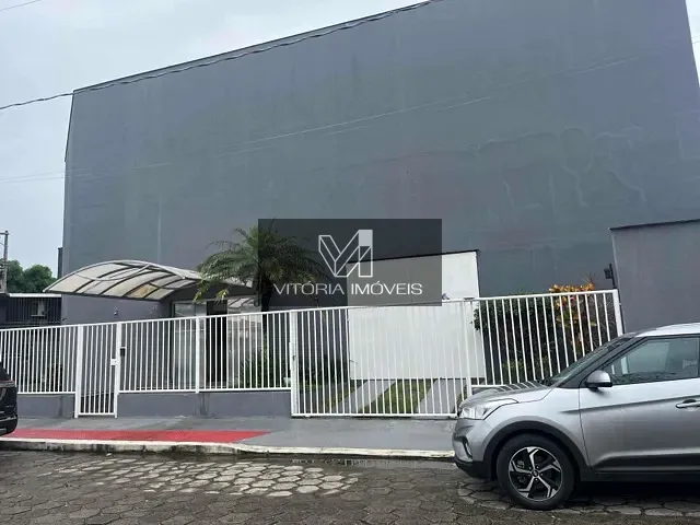 Prédio com 737m², à venda, no bairro Consolação em Vitória