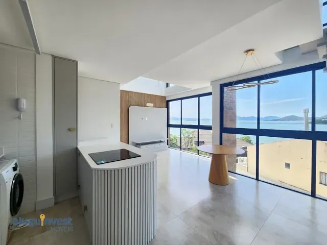 Studio 1 quarto e 2 banheiros, para alugar, no bairro Cacupé em Florianópolis