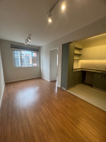 Studio 1 quarto e 1 banheiro, à venda, no bairro Bigorrilho em Curitiba