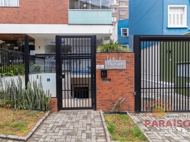 Studio 1 quarto e 1 banheiro, para alugar, no bairro Centro em Curitiba