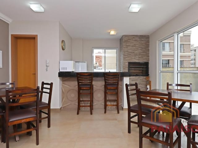 Studio 1 quarto e 1 banheiro, para alugar, no bairro Centro em Curitiba