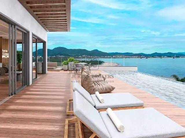 Studio 1 quarto e 1 banheiro, à venda, no bairro ponta das canas em Florianópolis