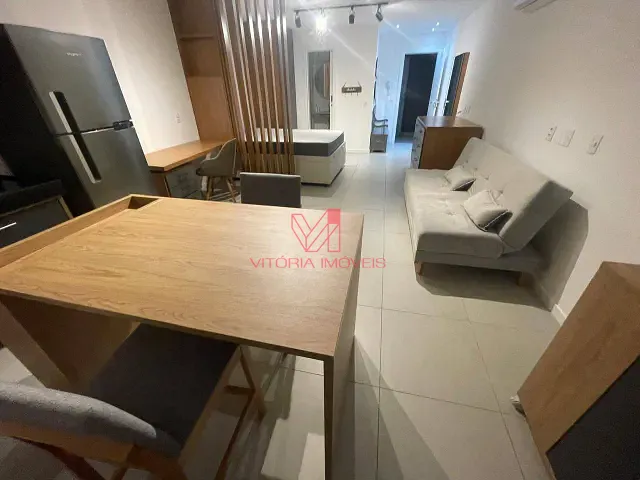 Studio 1 quarto e 1 banheiro, para alugar, no bairro Barro Vermelho em Vitória